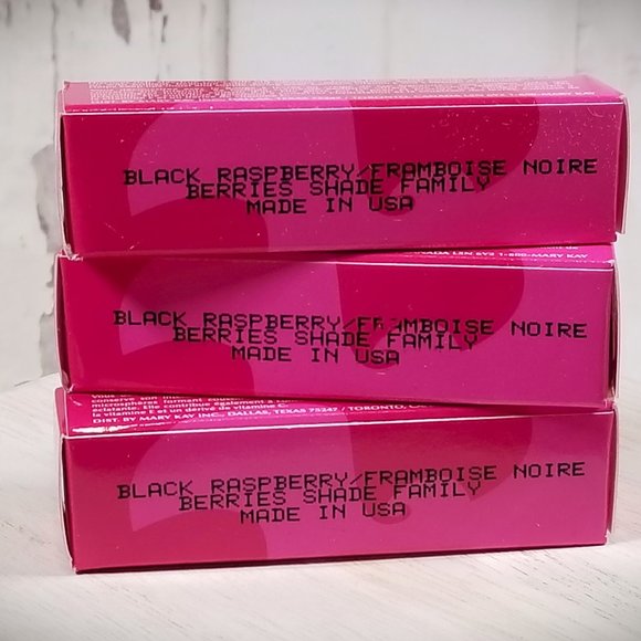 Mary Kay Signature Cream Lipstick - Black Raspberry *Retired* - Picture 3 of 5
